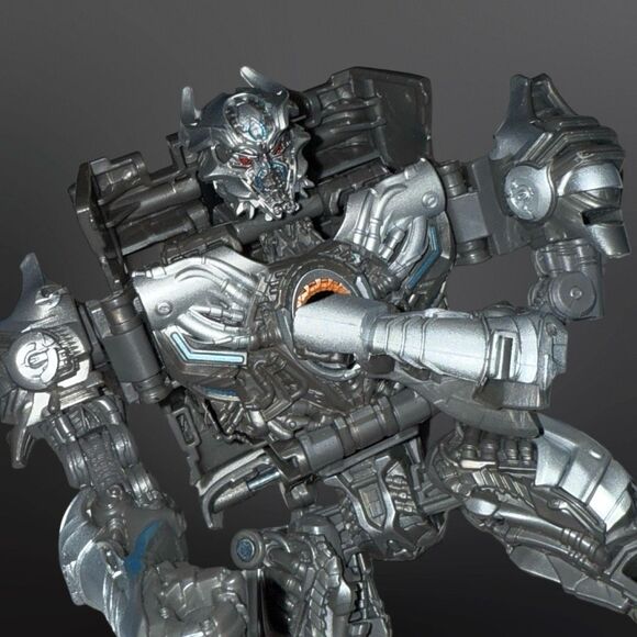 Transformers Studio Series 90 Voyager Galvatron Action Figure B23 - Picture 8 of 8